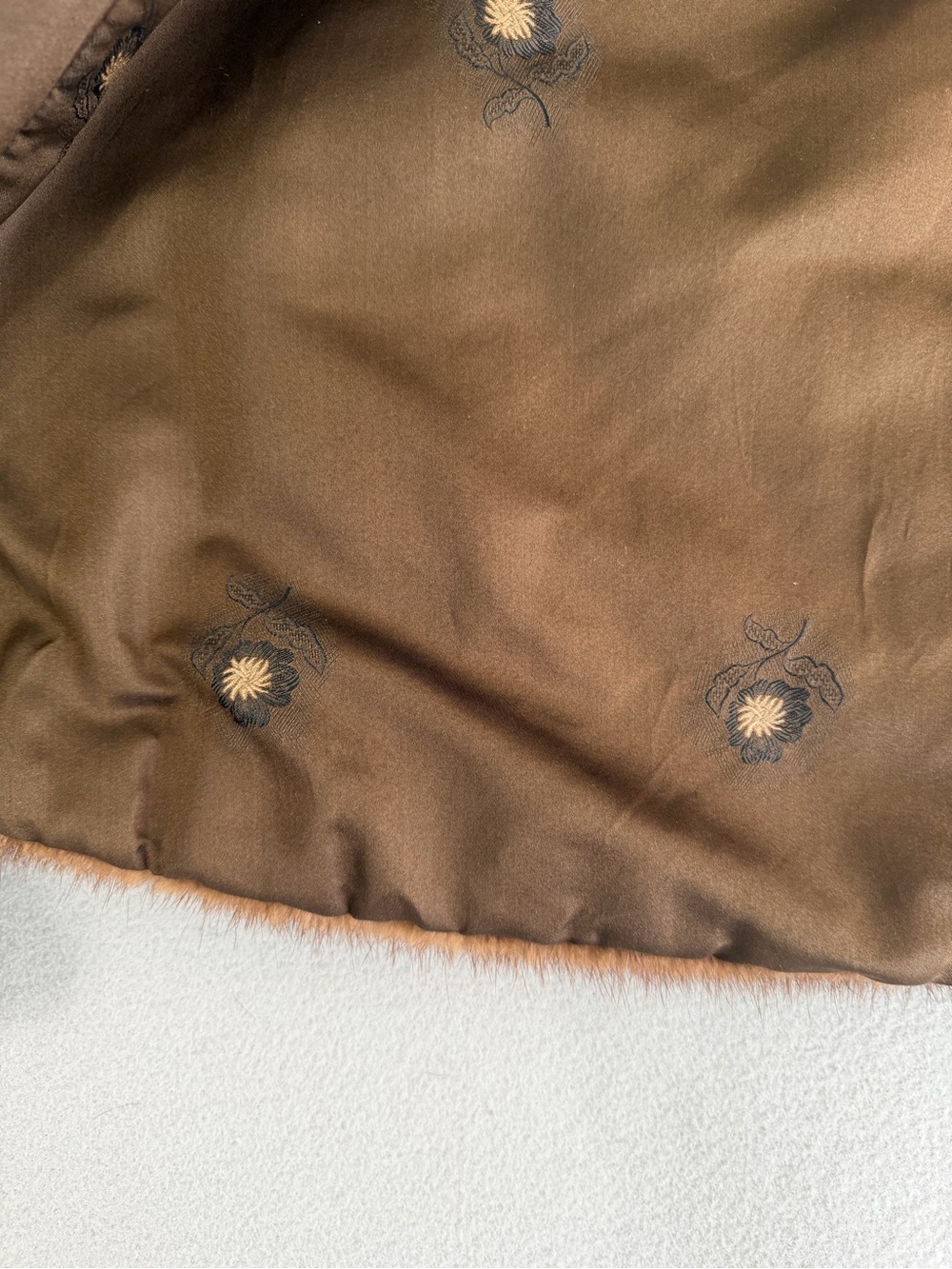 Vintage Genuine Mink Fur Stole, Cape Style 1950s-60s Classic Lining - Picture 4 of 10